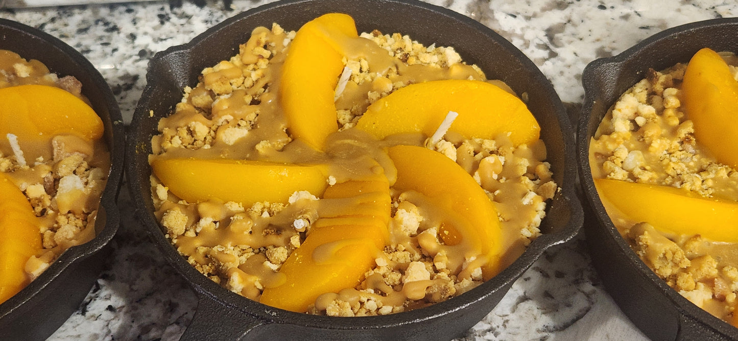 Peach Cobbler Specialty Candle - Juicy Peach, Honey and Pie Crust